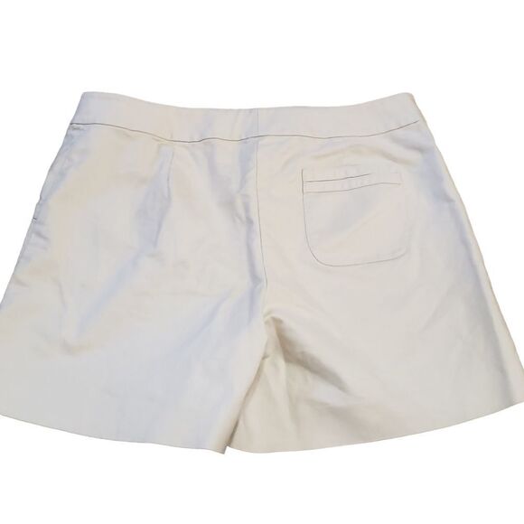 Ann Taylor Shorts Size 6 - Picture 2 of 15